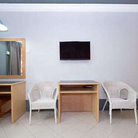 OYO 90050 V Hotel Teluk Intan Exteriér fotografie