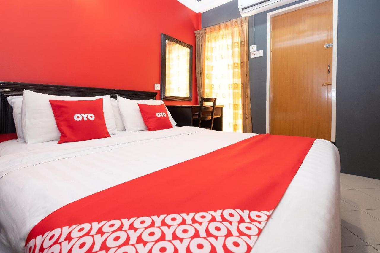 OYO 90050 V Hotel Teluk Intan Exteriér fotografie