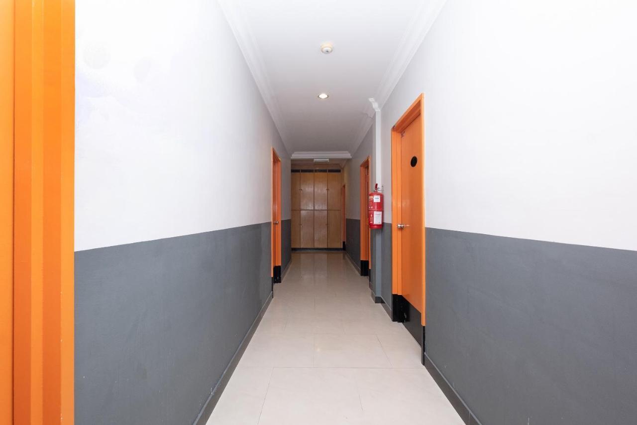 OYO 90050 V Hotel Teluk Intan Exteriér fotografie
