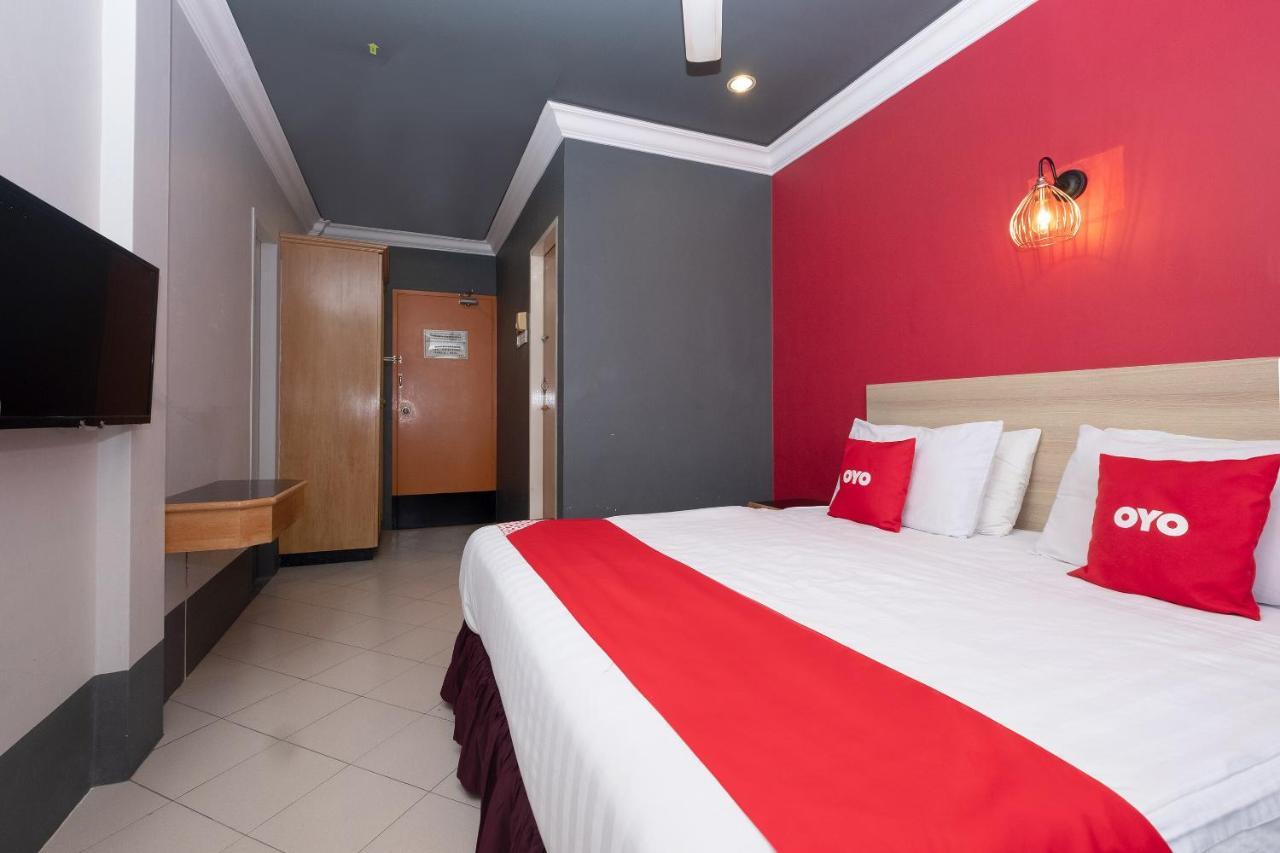 OYO 90050 V Hotel Teluk Intan Exteriér fotografie