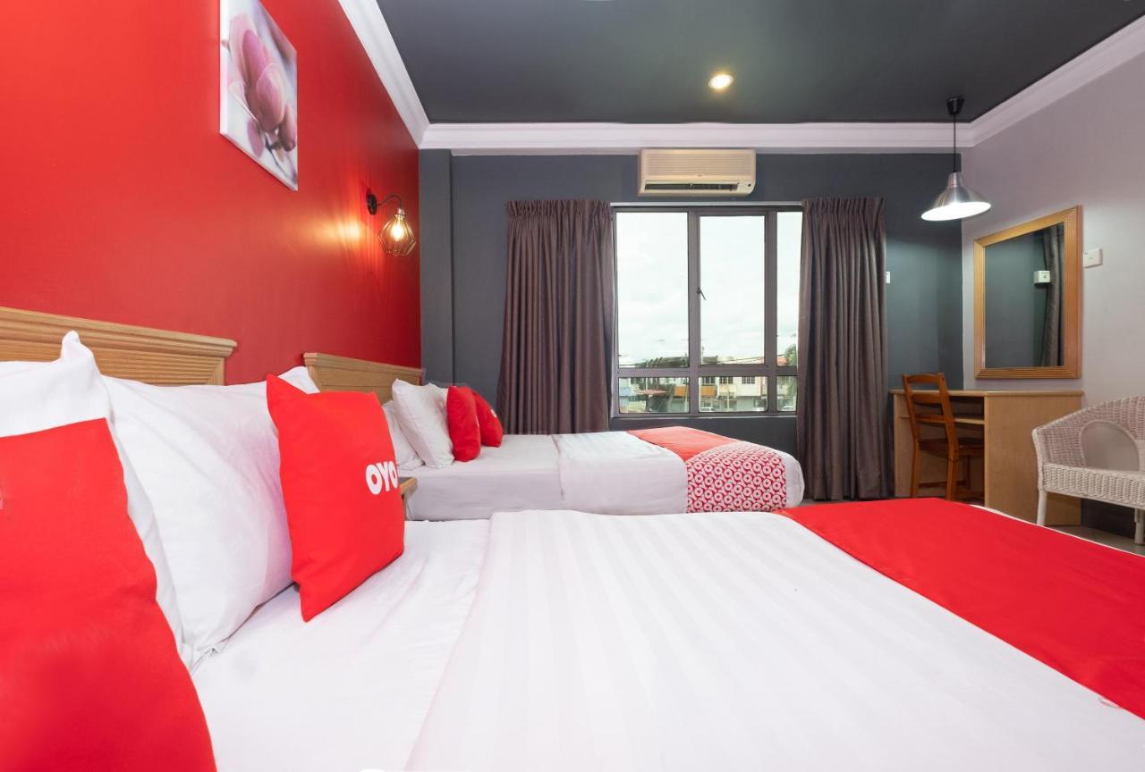 OYO 90050 V Hotel Teluk Intan Exteriér fotografie