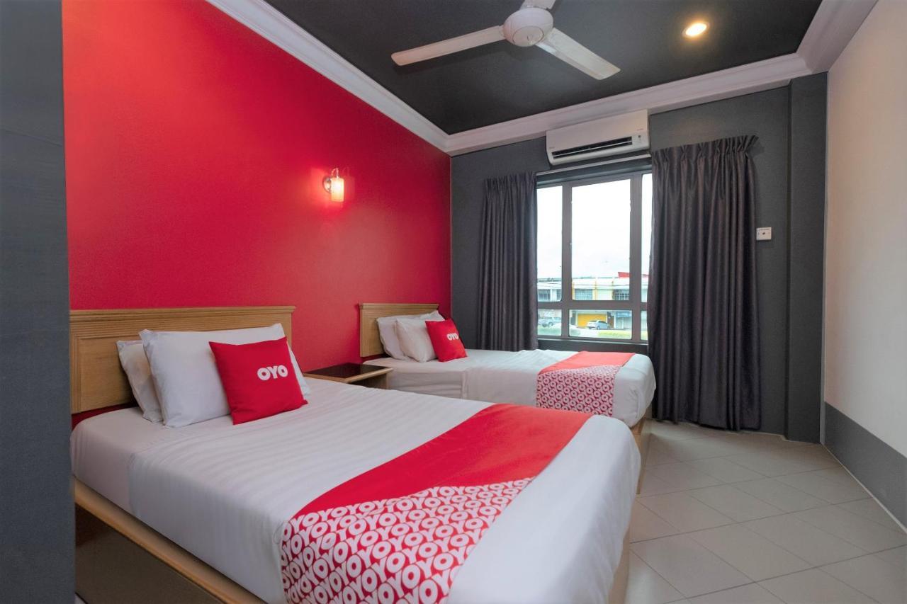 OYO 90050 V Hotel Teluk Intan Exteriér fotografie