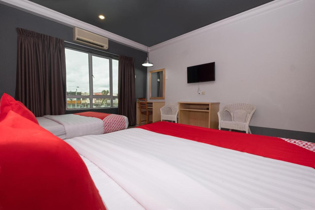 OYO 90050 V Hotel Teluk Intan Exteriér fotografie