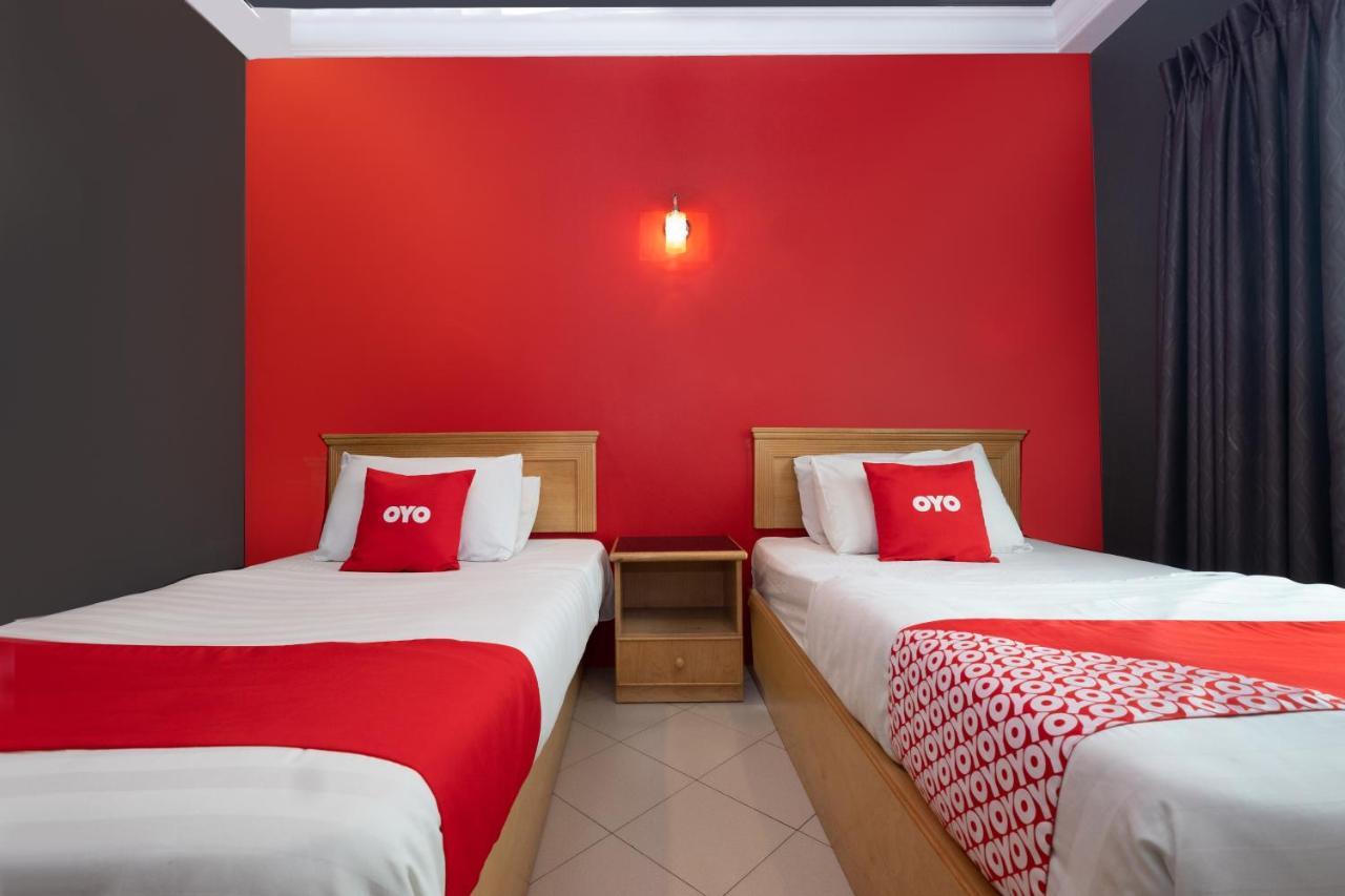 OYO 90050 V Hotel Teluk Intan Exteriér fotografie